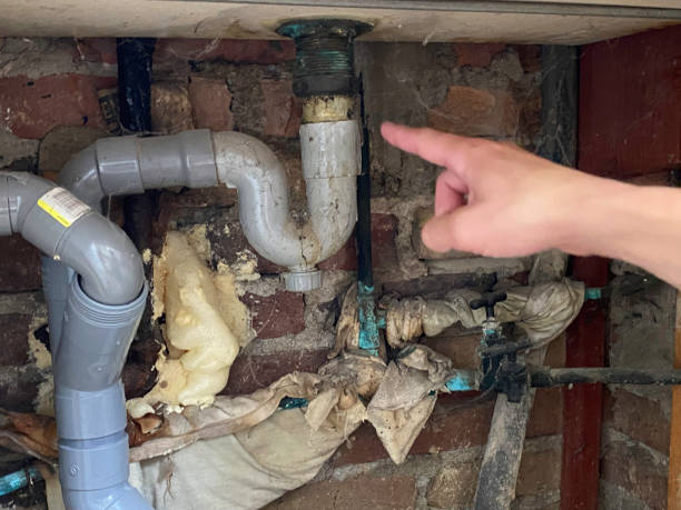Best Residential water damage restoration  in Herndon, VA